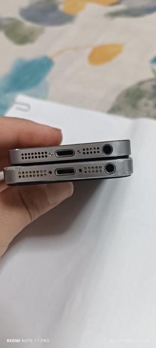 2 Apple iPhone 5 Nero/Argento