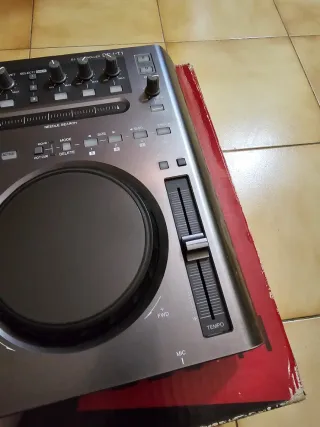 Pioneer DDJ-T1 DJ Controller Traktor