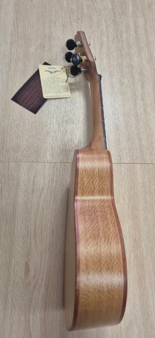 Ukelele Soprano Chateau