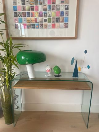 Consola Cristal y Roble Diseño