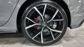 VOLKSWAGEN Golf RLine 2.0 TDI 110kW 150CV DSG