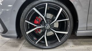 VOLKSWAGEN Golf RLine 2.0 TDI 110kW 150CV DSG