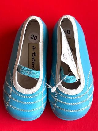 ZAPATOS MANOLETINAS DE PIEL NUEVAS