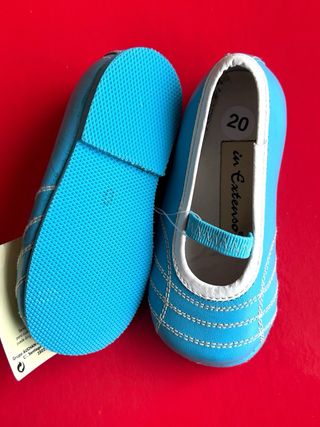 ZAPATOS MANOLETINAS DE PIEL NUEVAS