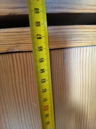 Armario bajo puertas correderas madera