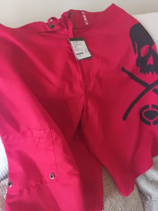 Pantalón Skate Skull Trunk Rojo Marca Circa size36