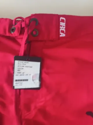 Pantalón Skate Skull Trunk Rojo Marca Circa size36