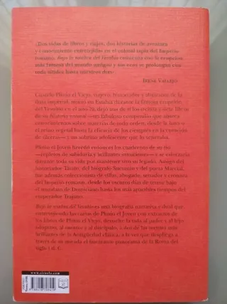Bajo la sombra del Vesubio: Vida de Plinio