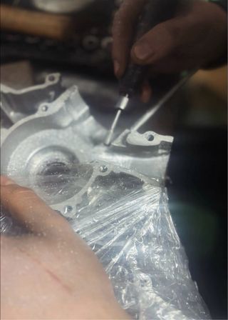 Se preparan motores de 49cc