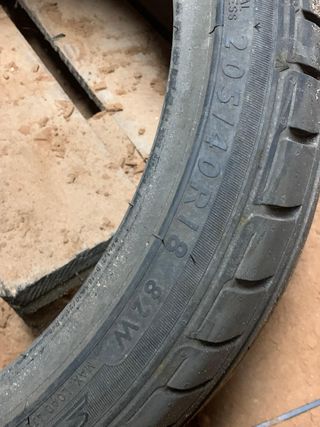 2XNeumáticos Dunlop SP Sport 01 205/40 R 18 82W