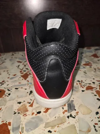 Zapatillas Airwalk Thrashers Negras y Rojas