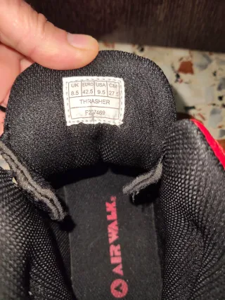 Zapatillas Airwalk Thrashers Negras y Rojas