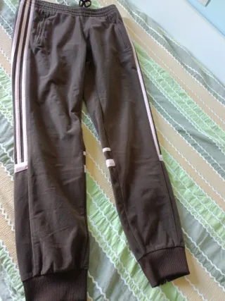 Pantalón Adidas mujer marrón y rosa