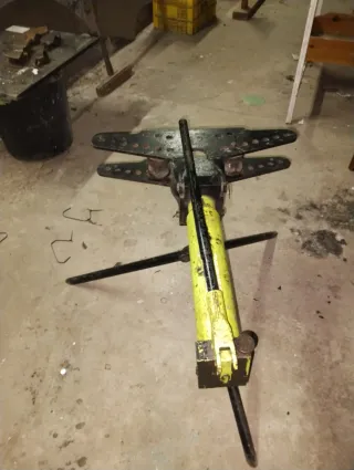 Curvadora industrial