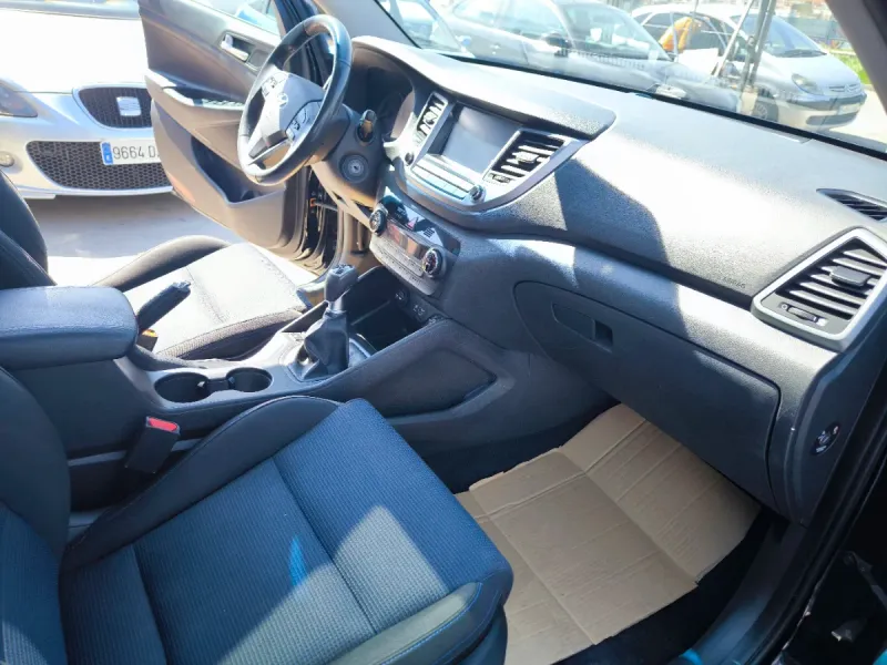 Hyundai Tucson 1.7 CRDI BD Tecno Sky Safe 4x2 2016, foto 14