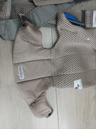 Mochila Porta Bebé BabyBjörn Mini NUEVA