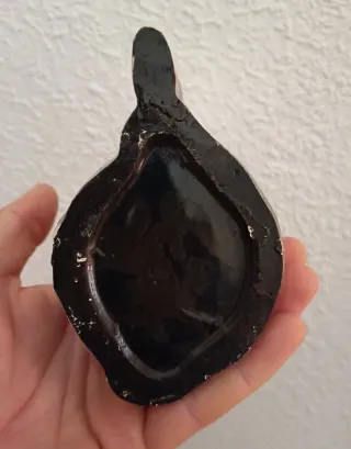 Taza antigua decorativa cazador