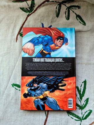 Batman Superman Enemigos Públicos. Loeb. ECC.