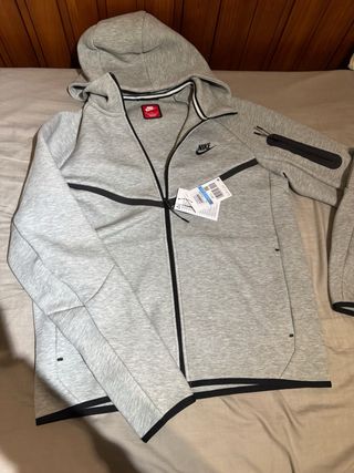 Chándal Nike Tech Fleece nuevo