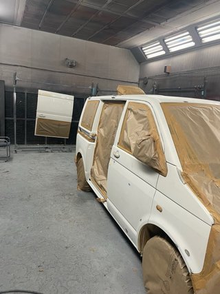 Pintor de coches, furgonetas y camiones