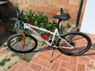 Bicicleta Rockrider 5.1 26"