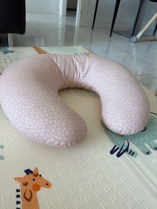 Almohada de lactancia rosa floral