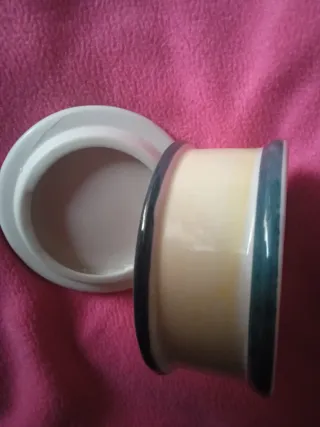 Ciotola dipinta a mano