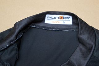 Maillot Ciclismo Funkier Stream Talla S Negro