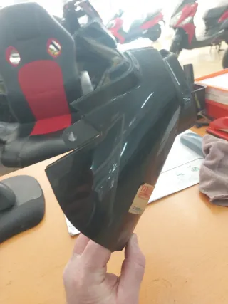 Guardabarros delantero Yamaha 3EC-F1556-00-14