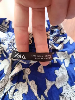 Vestido longo estampado floral azul e branco