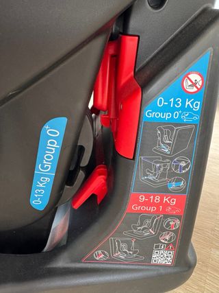 Silla coche Chicco Cosmos Negra