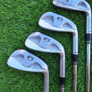 Hierros 4-PW Taylormade TP Rac Golf