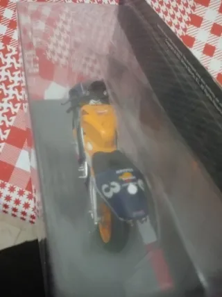 Moto GP Alex Crivillé 1999 NSR500