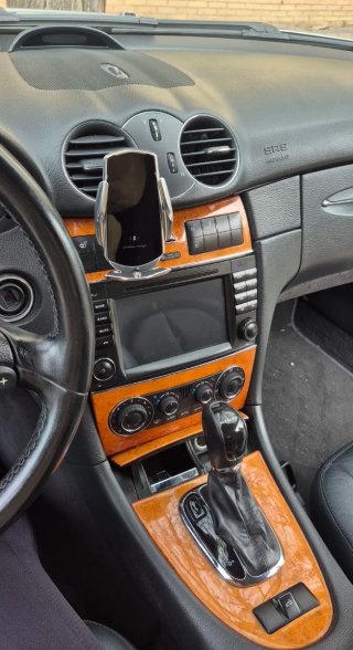 Mercedes-Benz  CLK 200