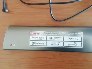 Barra de Sonido LG 320W Inalámbrica Bluetooth