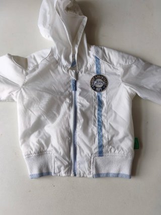Giacca Benetton bianca con dettagli azzurri