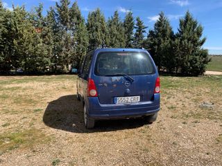 Opel Agila 2003