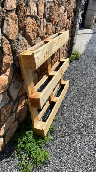 Fioriere artigianali in legno riciclato