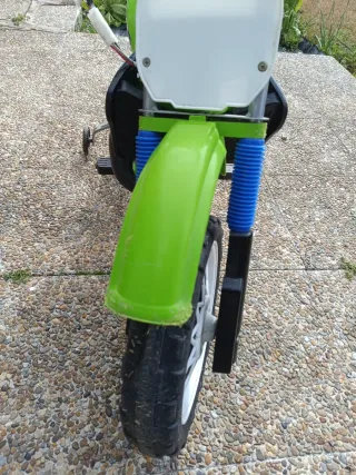Moto Kawasaki Cross Infantil Verde