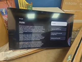 Televisor Inteligente Google TV con golpe en panta