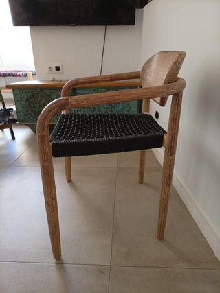 Silla Naele Sklum Madera y ratan negro
