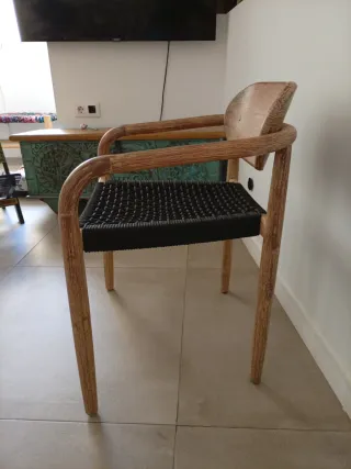 Silla Naele Sklum Madera y ratan negro