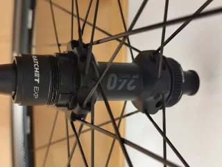 Rodas Carbono FFWD RYOT c/2 Boyaux Tufo c/saco