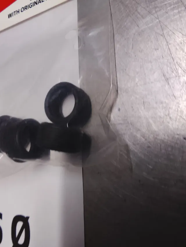 Neumáticos Scalextric N° 16 (18,3 x 9,8 mm)