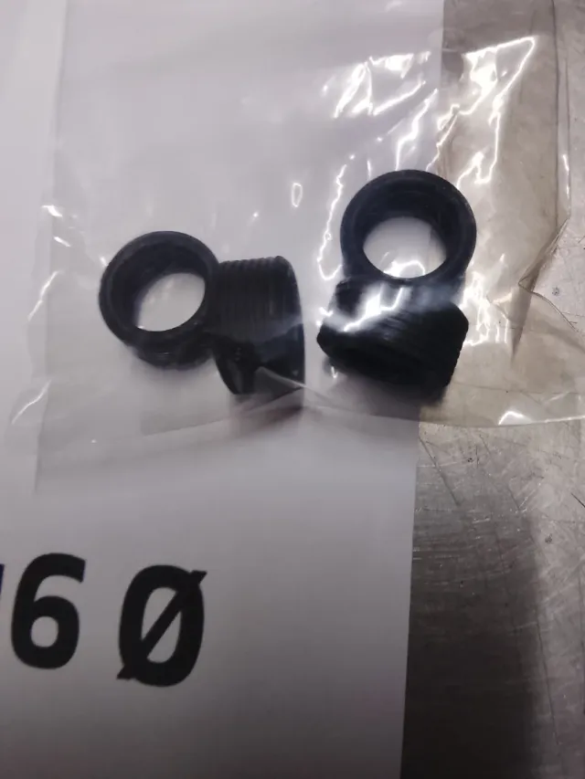 Neumáticos Scalextric N° 16 (18,3 x 9,8 mm)