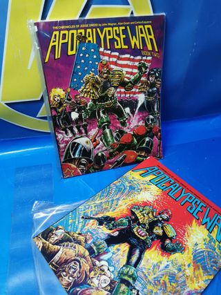 cómics Apocalypse War: tomo 1 y 2 ,Chronicles of Judge Dredd by John Wagner, John Paperback