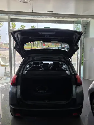 Peugeot 2008 1.6 Blue-HDi Style