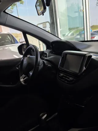 Peugeot 2008 1.6 Blue-HDi Style