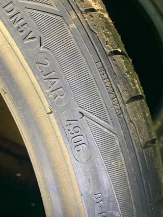 2x Neumáticos 285/30 R 20 99Y dunlop