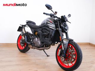 DUCATI MONSTER 937
